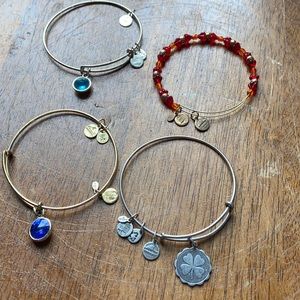 Alex&Ani